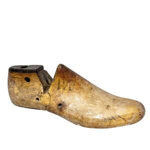 Vintage Lasts Wooden Shoe Tree Mold Cobbler Stretcher Insert 8.5"x3"
